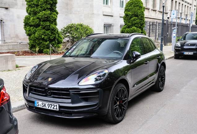Porsche 95B Macan GTS MkIII