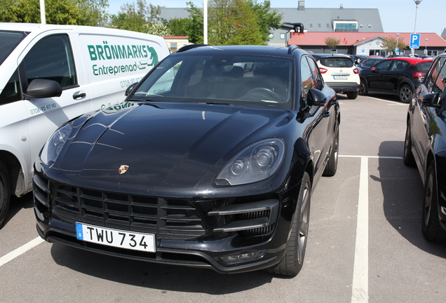 Porsche 95B Macan Turbo