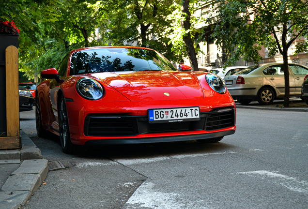 Porsche 992 Carrera 4S