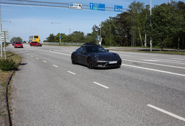 Porsche 992 Carrera GTS