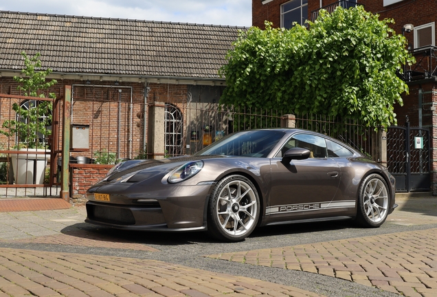 Porsche 992 GT3 Touring