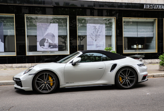 Porsche 992 Turbo S Cabriolet