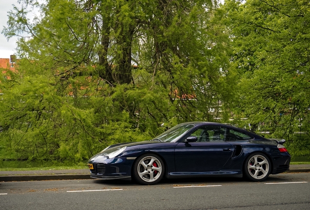 Porsche 996 Turbo