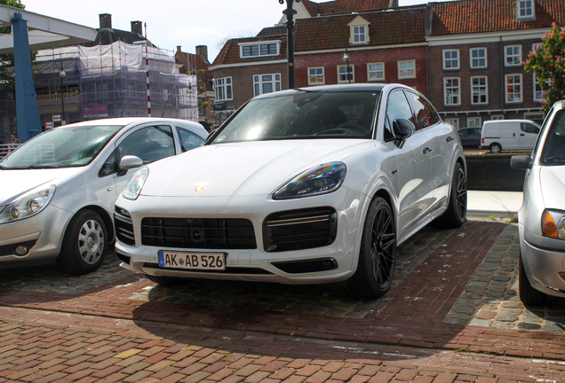 Porsche Cayenne Coupé Turbo S E-Hybrid