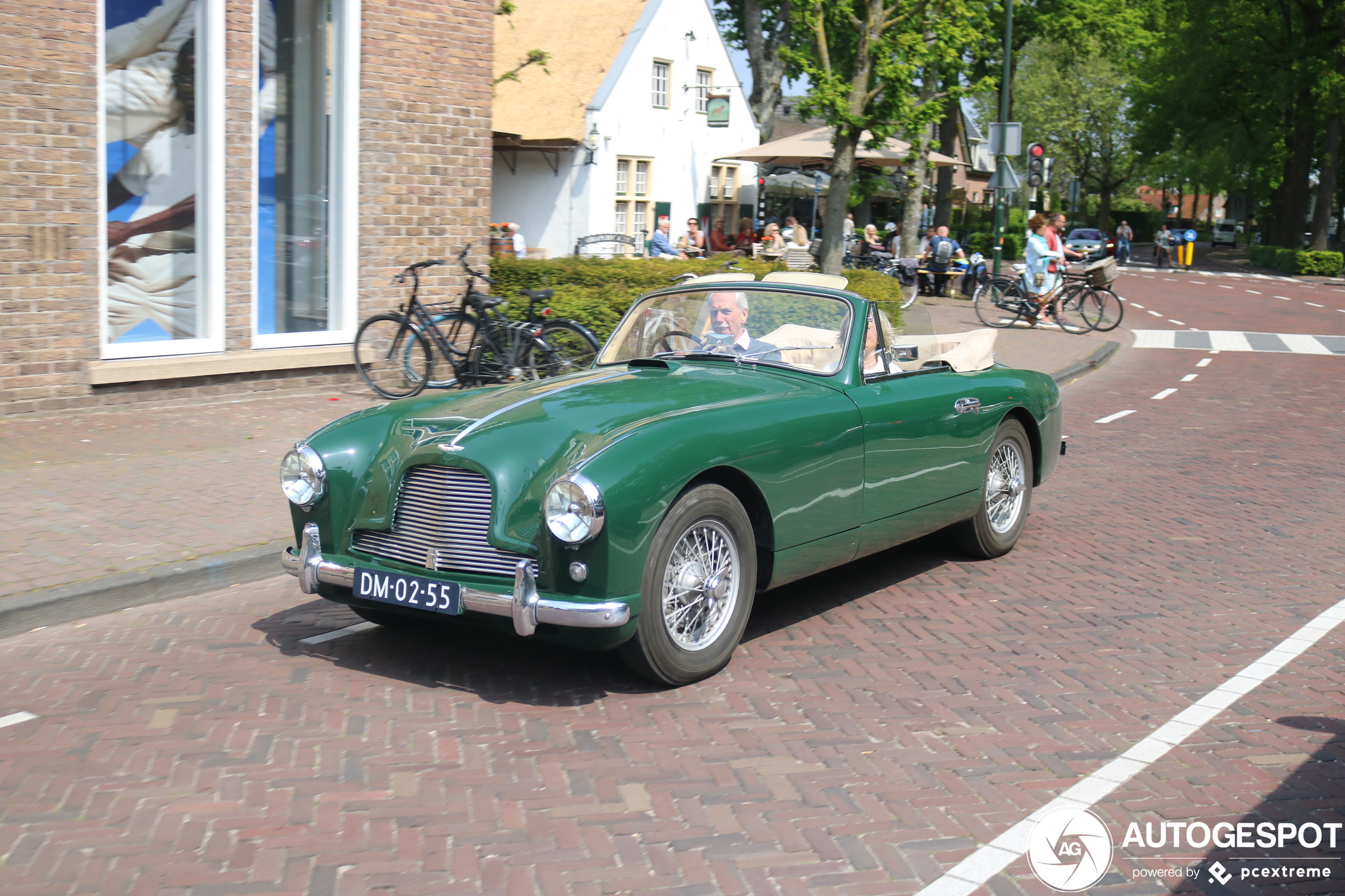 Aston Martin DB2/4 MkI Drophead Coupé