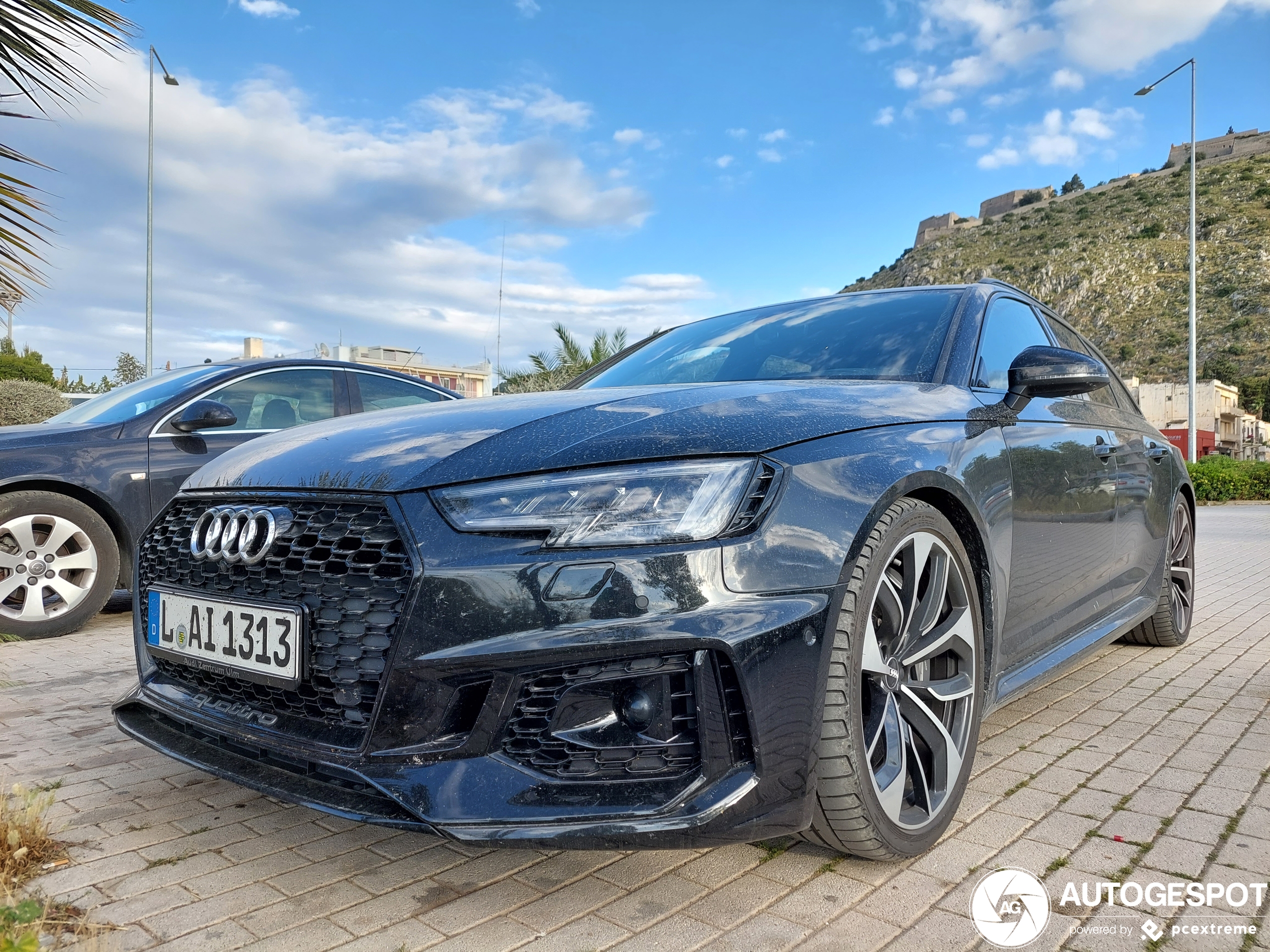 Audi RS4 Avant B9