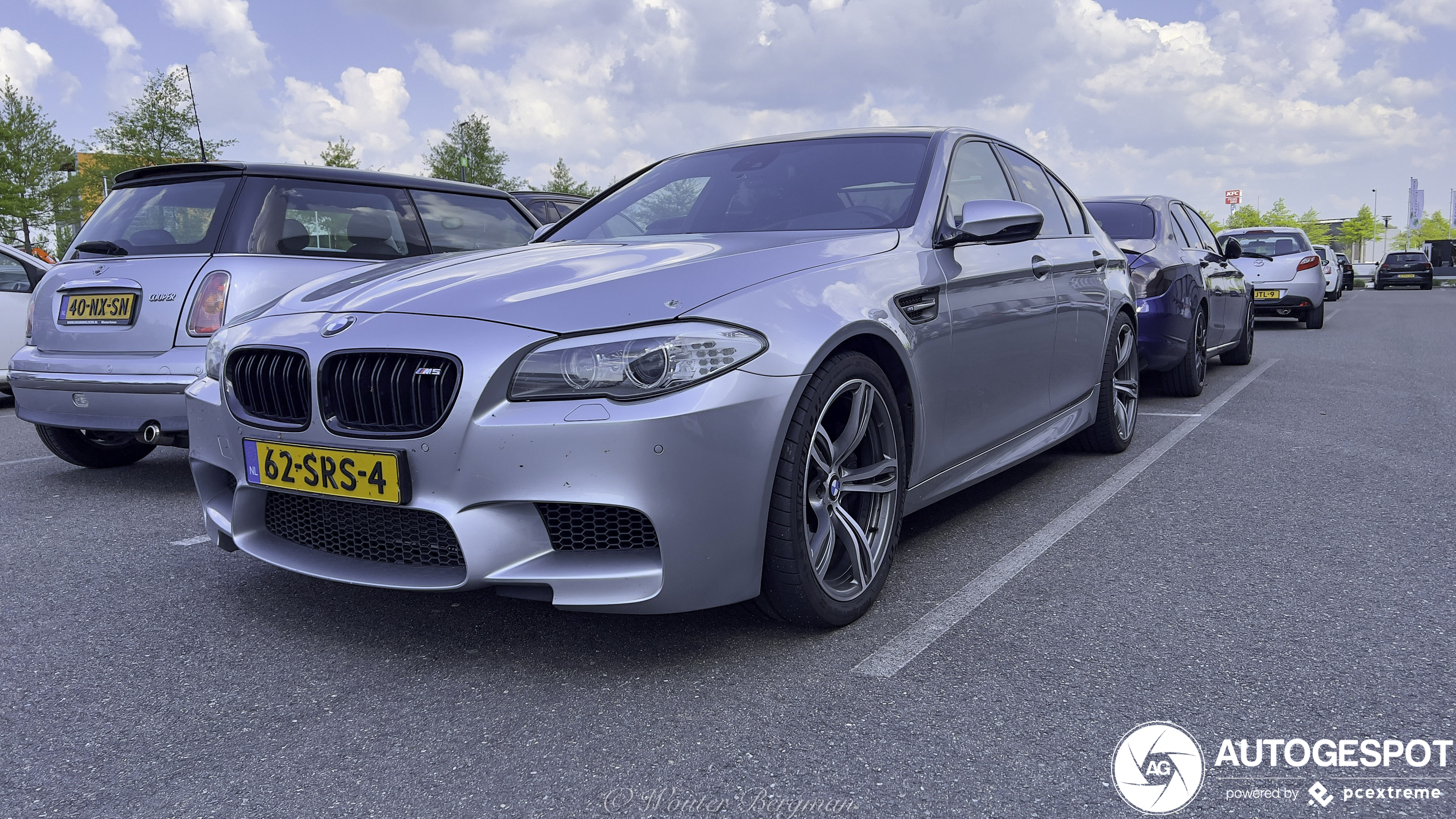 BMW M5 F10 2011