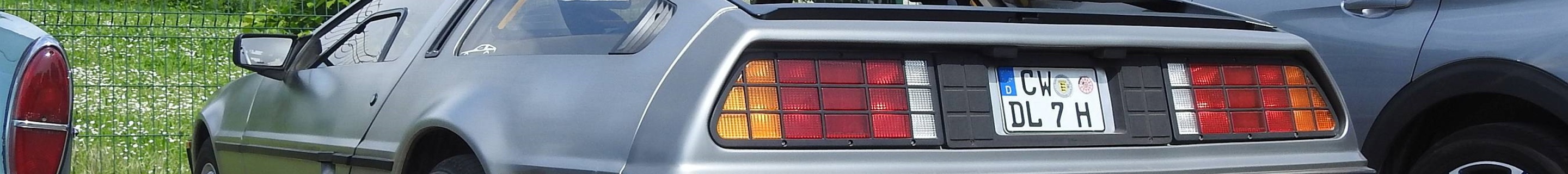 DeLorean DMC-12