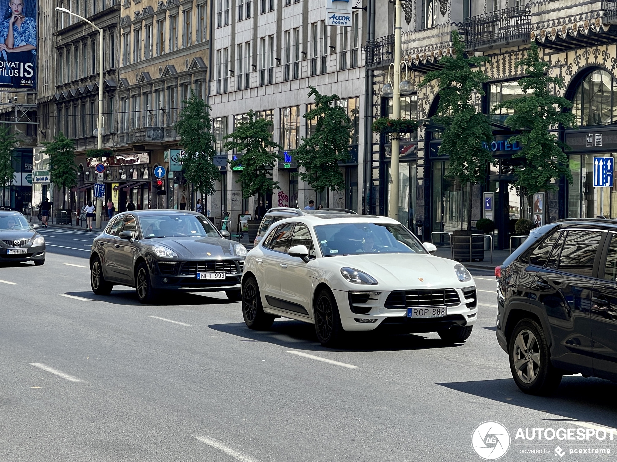 Porsche 95B Macan GTS