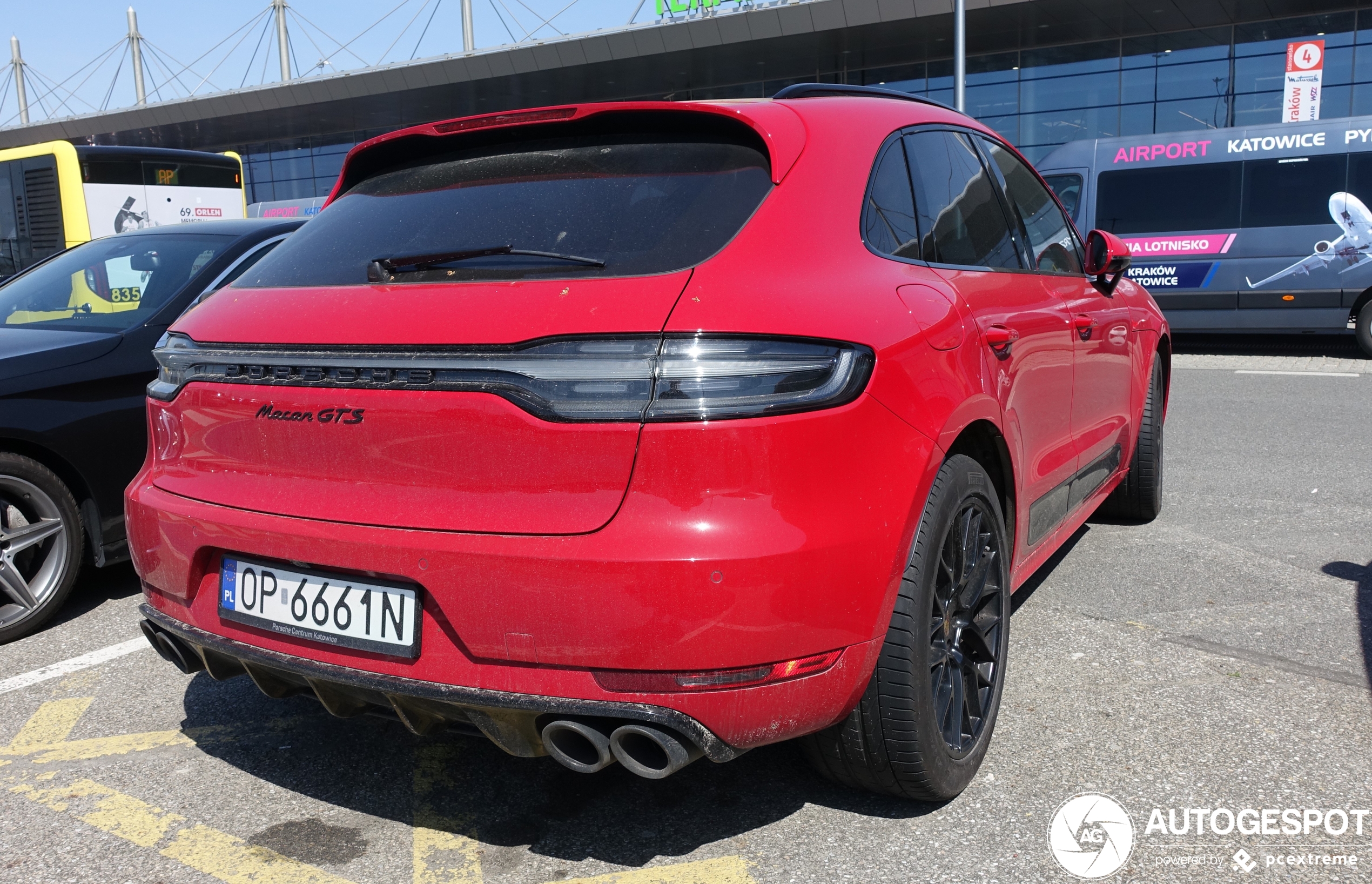 Porsche 95B Macan GTS MkII