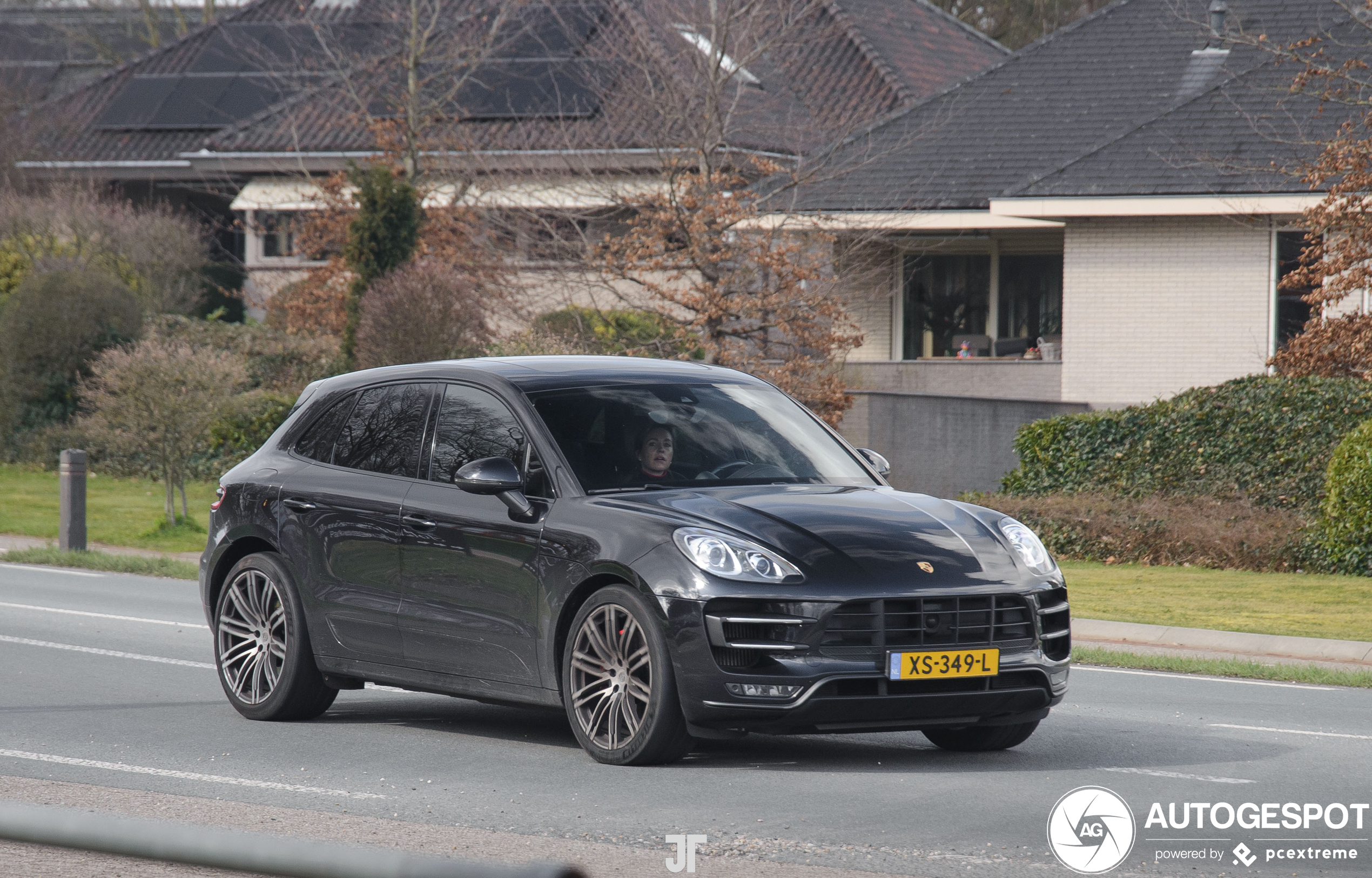 Porsche 95B Macan Turbo