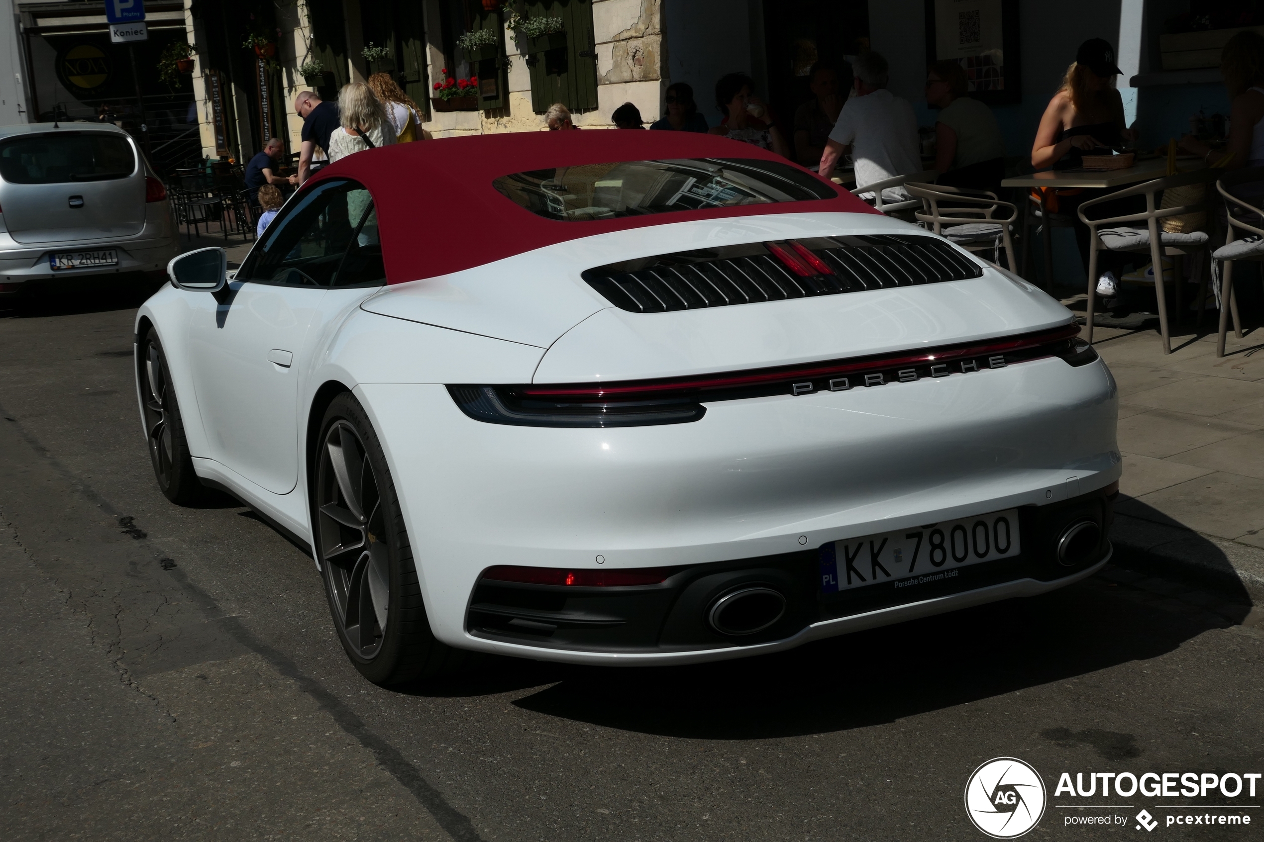 Porsche 992 Carrera 4S Cabriolet