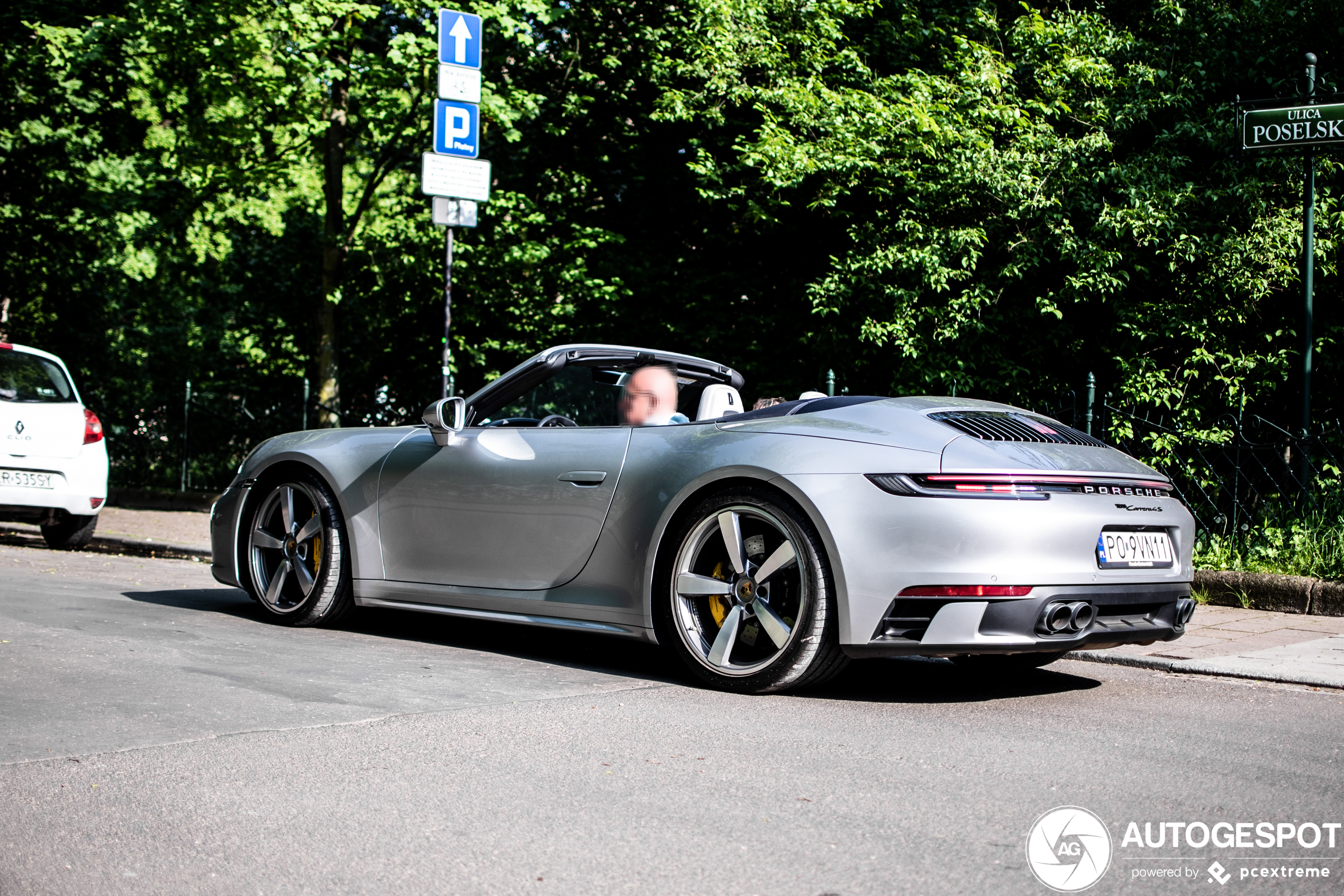 Porsche 992 Carrera 4S Cabriolet