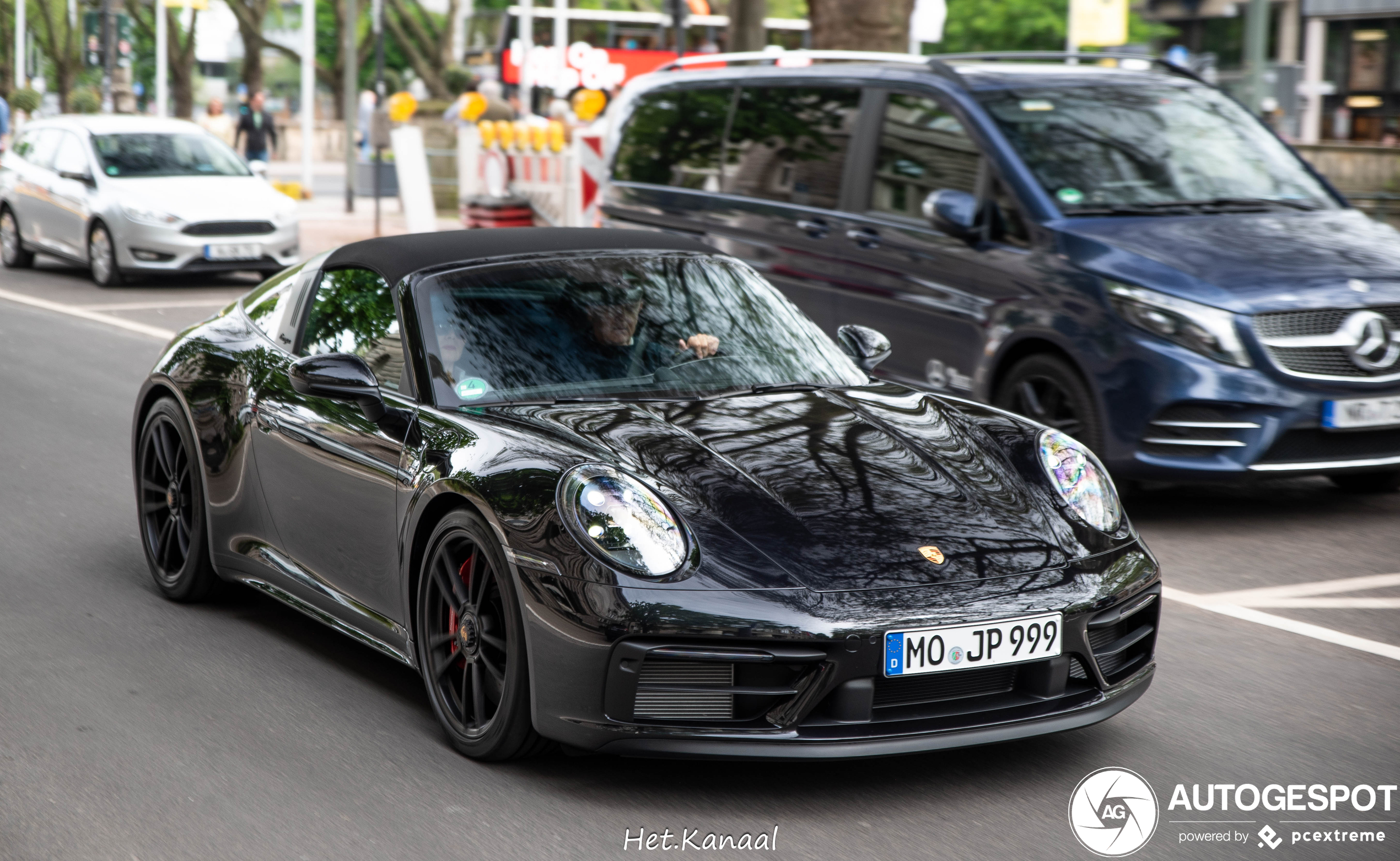 Porsche 992 Targa 4 GTS