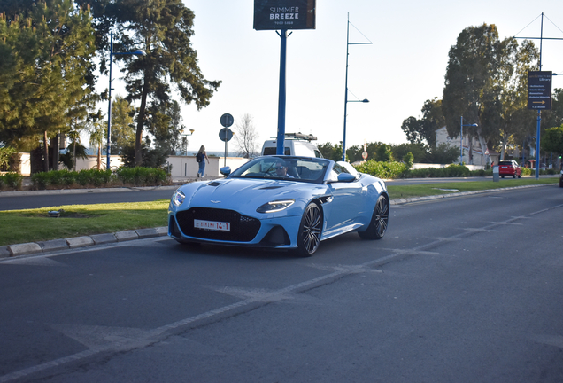 Aston Martin DBS Superleggera Volante