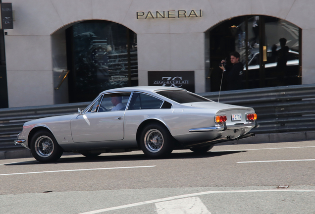 Ferrari 365 GT 2+2