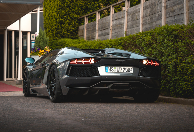 Lamborghini Aventador LP700-4 Roadster