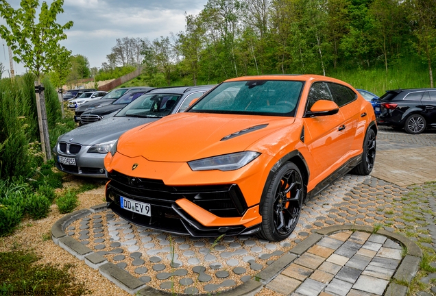 Lamborghini Urus Performante