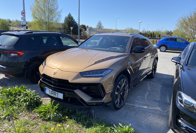 Lamborghini Urus S