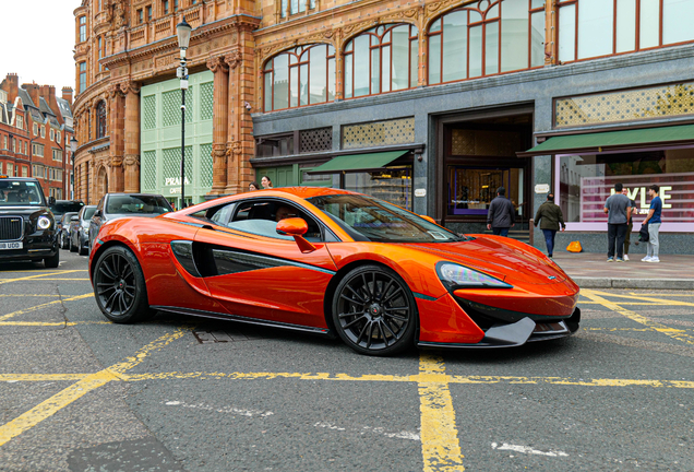 McLaren 570S