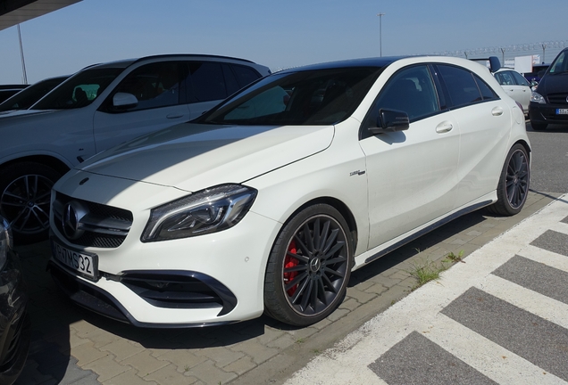 Mercedes-AMG A 45 W176 2015