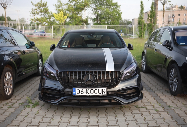 Mercedes-AMG A 45 W176 2015