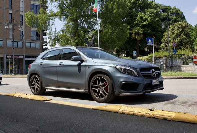 Mercedes-Benz GLA 45 AMG X156