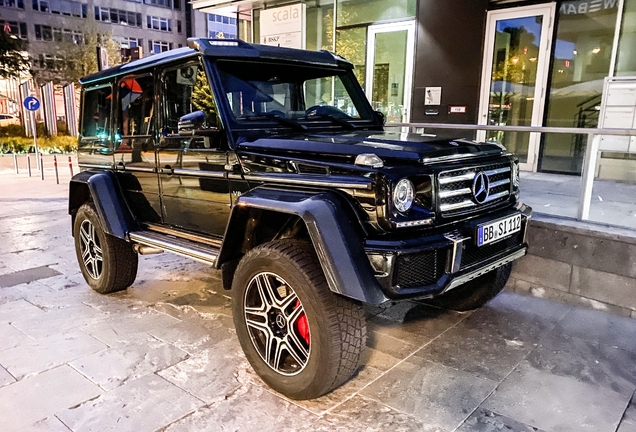 Mercedes-Benz G 500 4X4²