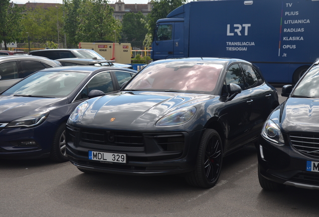 Porsche 95B Macan GTS MkIII