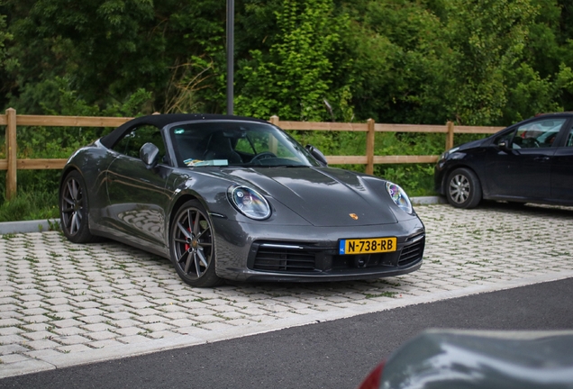 Porsche 992 Carrera S Cabriolet