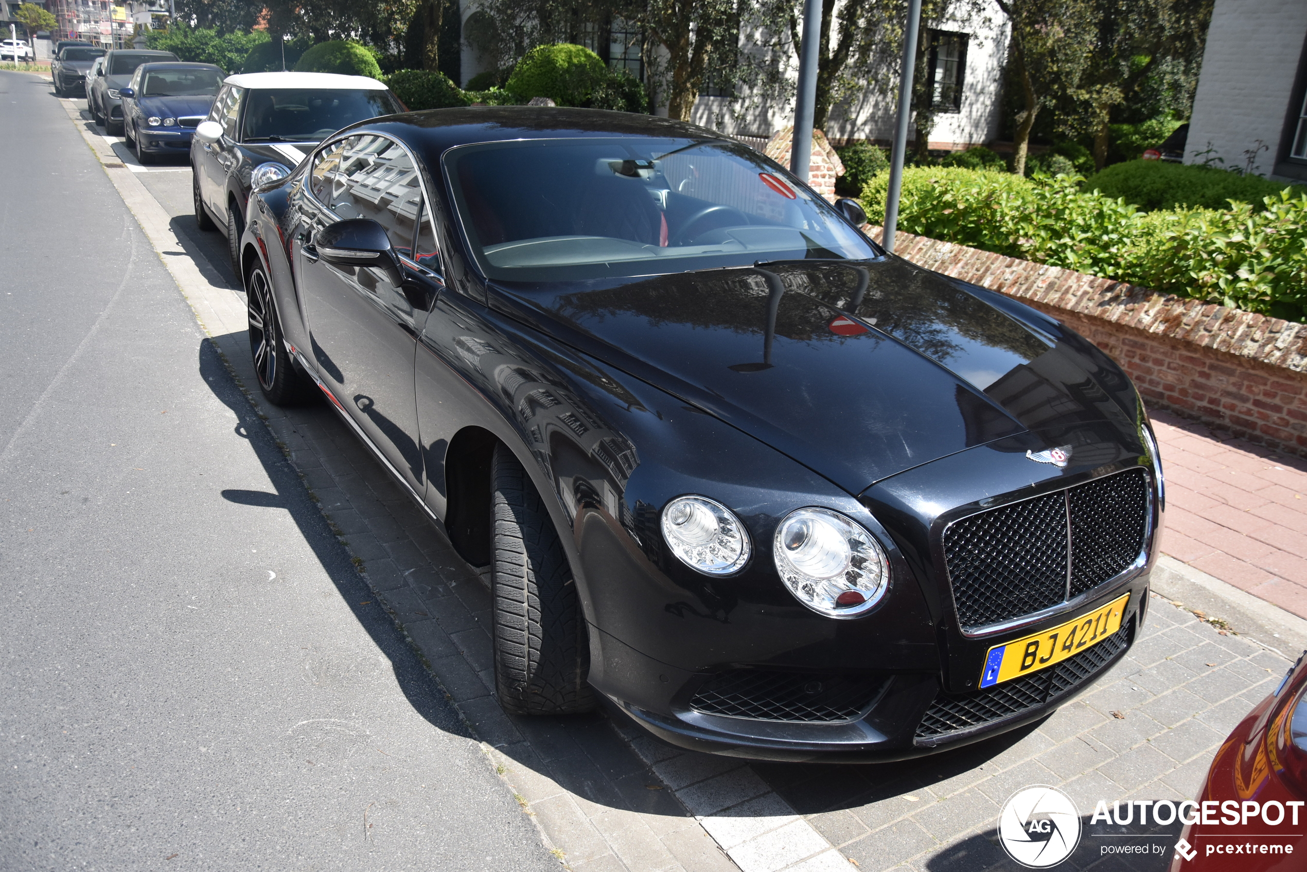 Bentley Continental GT V8