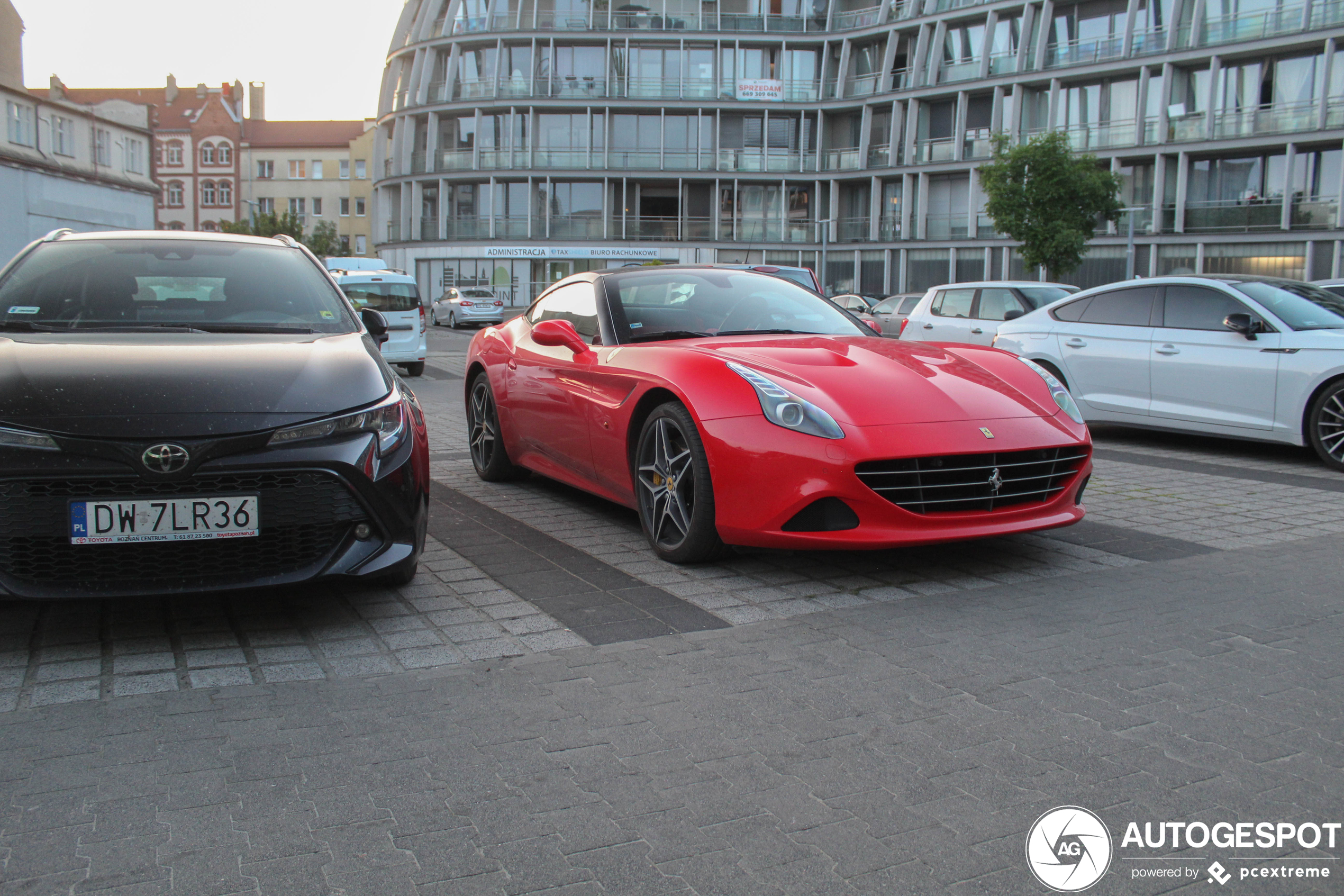 Ferrari California T