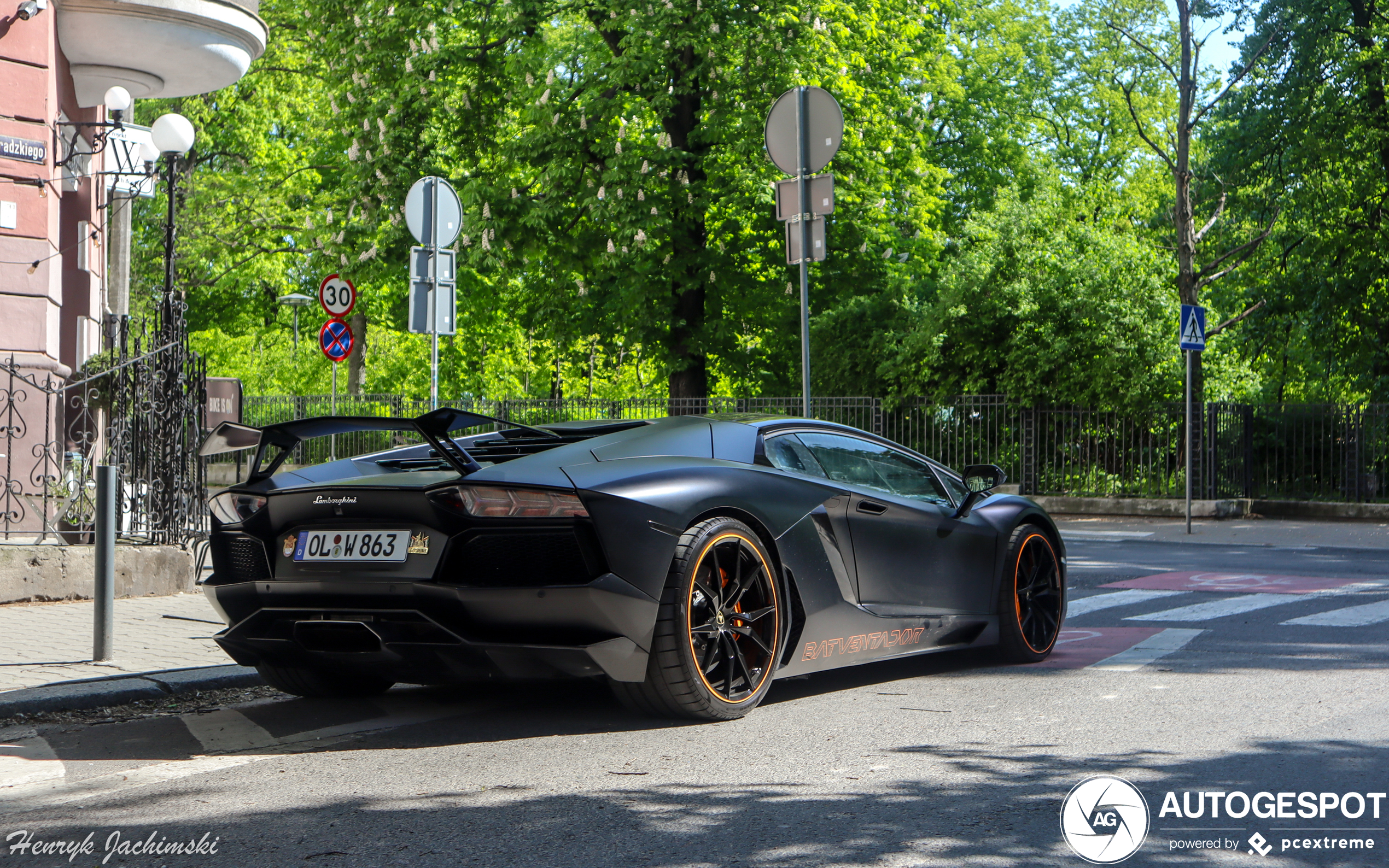 Lamborghini Aventador LP700-4