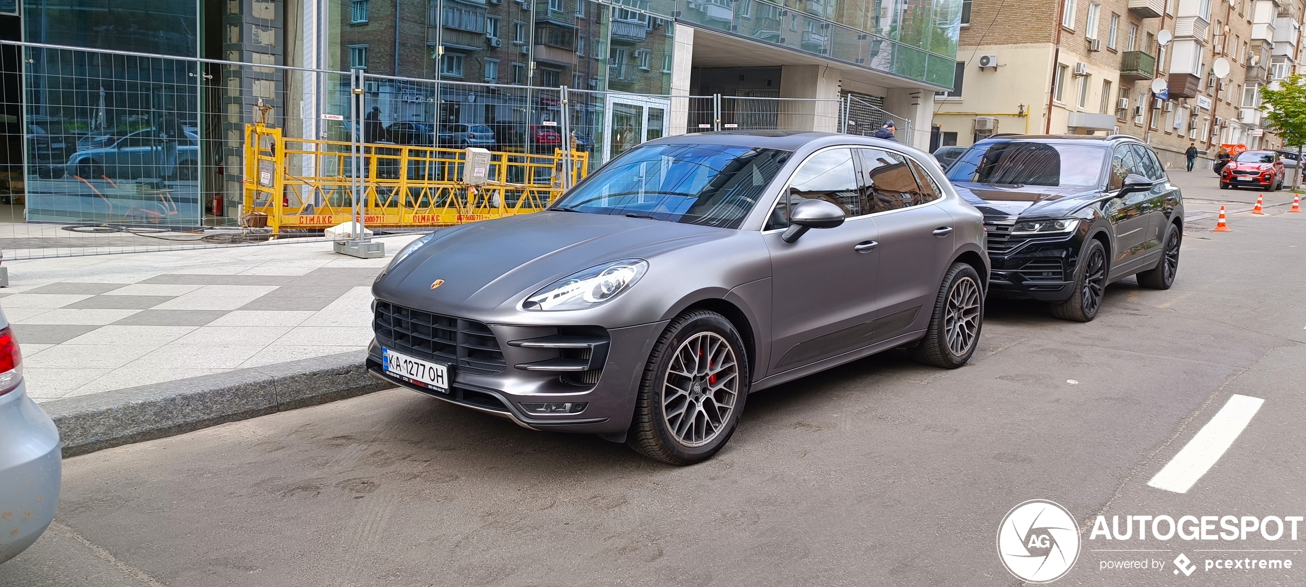 Porsche 95B Macan Turbo