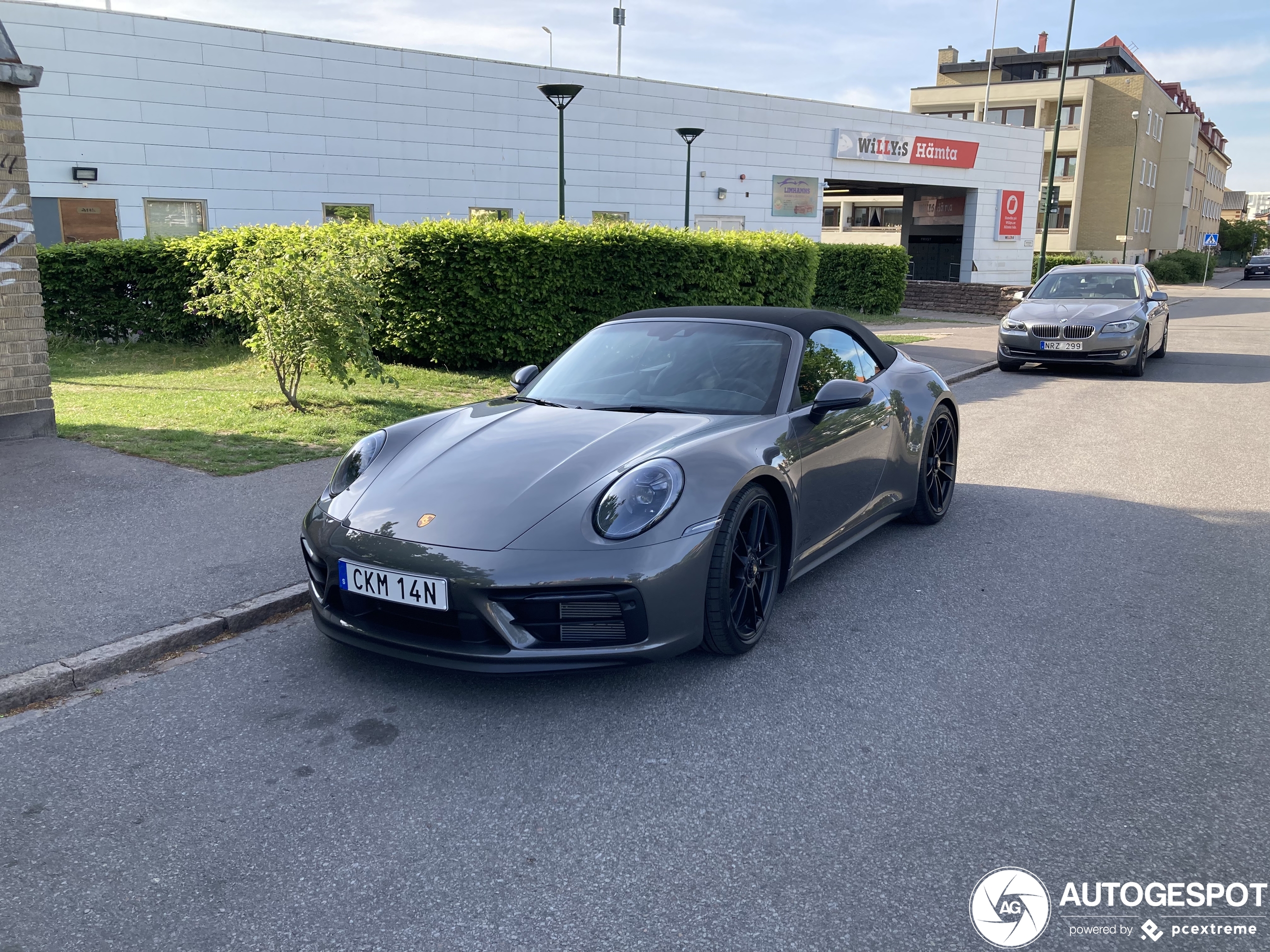 Porsche 992 Carrera 4 GTS Cabriolet