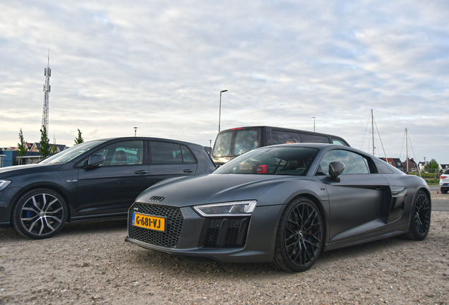 Audi R8 V10 2015