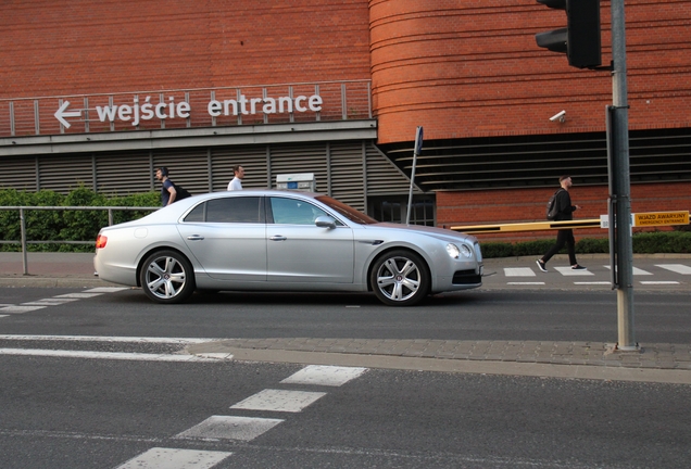 Bentley Flying Spur V8