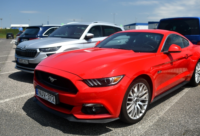 Ford Mustang GT 2015