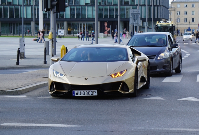 Lamborghini Huracán LP640-4 EVO