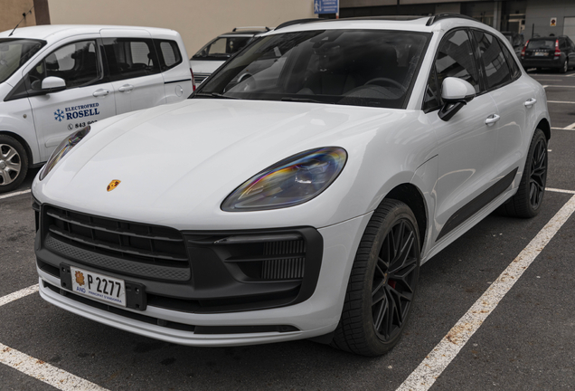 Porsche 95B Macan GTS MkIII