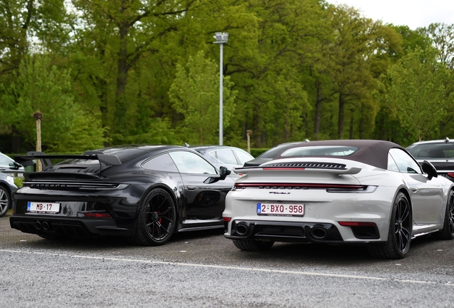 Porsche 992 Turbo S Cabriolet