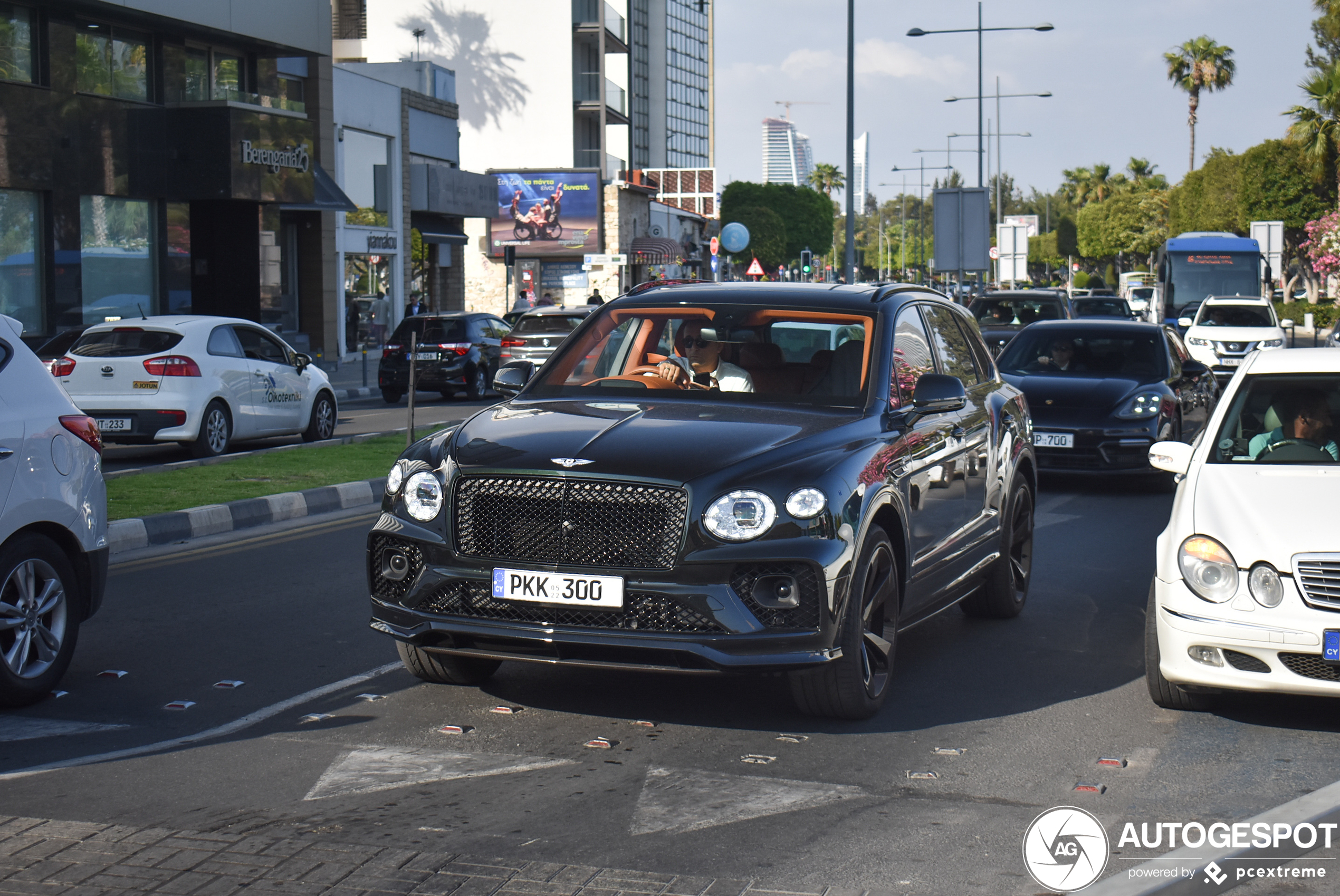 Bentley Bentayga Hybrid 2021