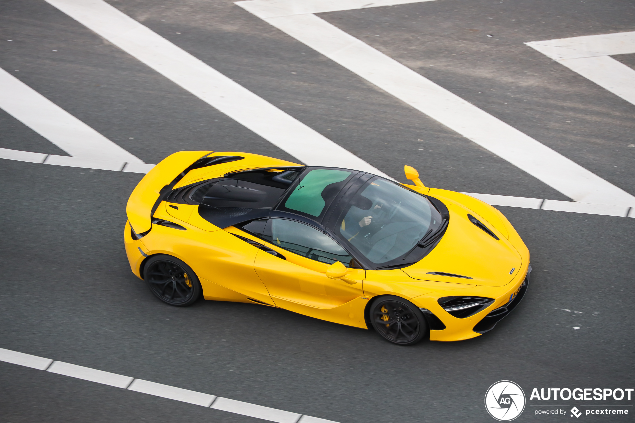 McLaren 720S Spider