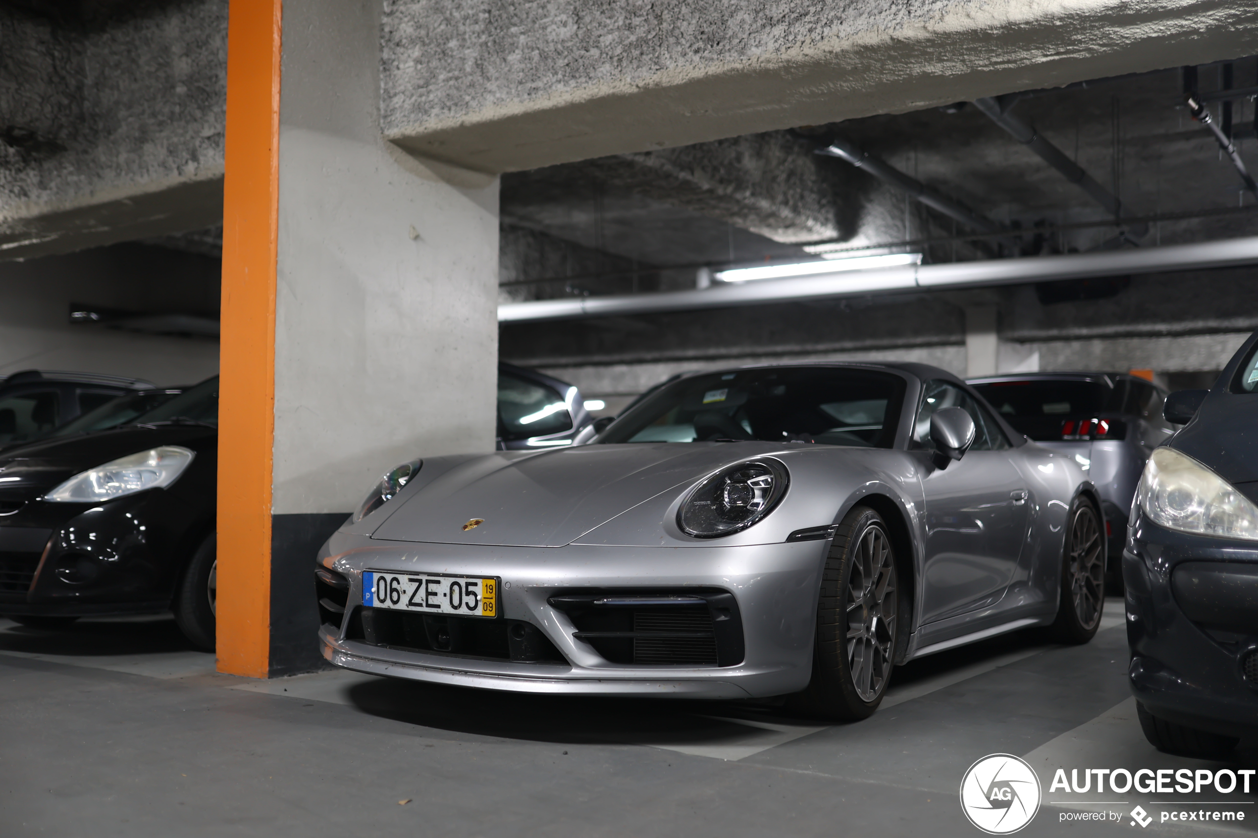 Porsche 992 Carrera 4S Cabriolet