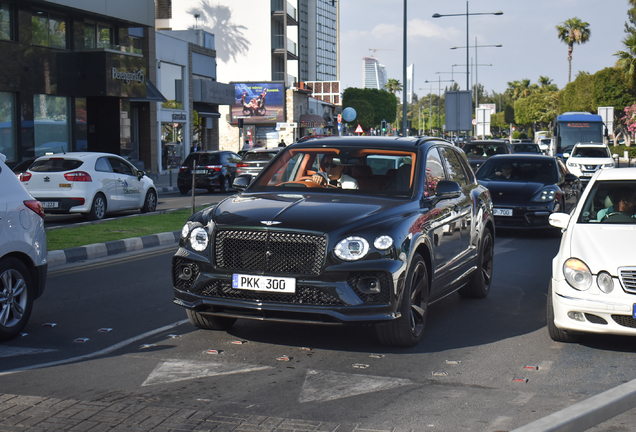 Bentley Bentayga Hybrid 2021