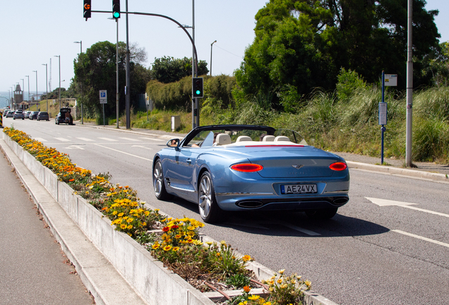 Bentley Continental GTC 2019