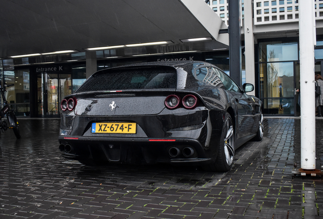 Ferrari GTC4Lusso