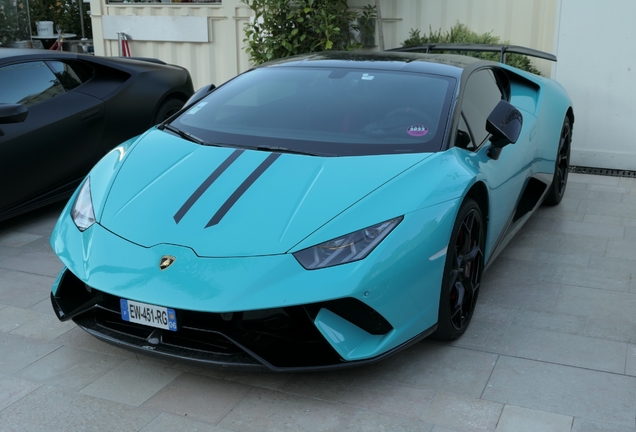 Lamborghini Huracán LP640-4 Performante