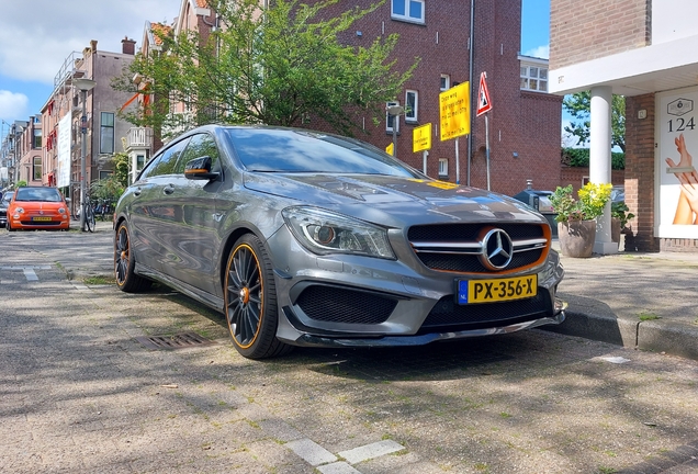 Mercedes-Benz CLA 45 AMG Shooting Brake OrangeArt Edition