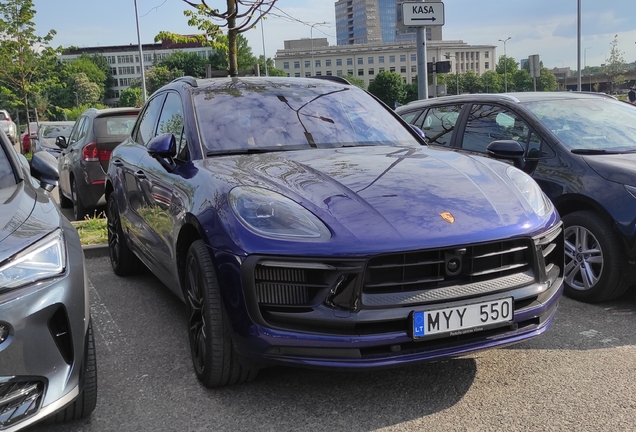 Porsche 95B Macan GTS MkIII